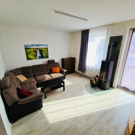 Grossartige 3 Zimmer Ferienwohnung Mit Kamin Und Garten Fuer 1-6 Personen كاوفبويرن المظهر الخارجي الصورة
