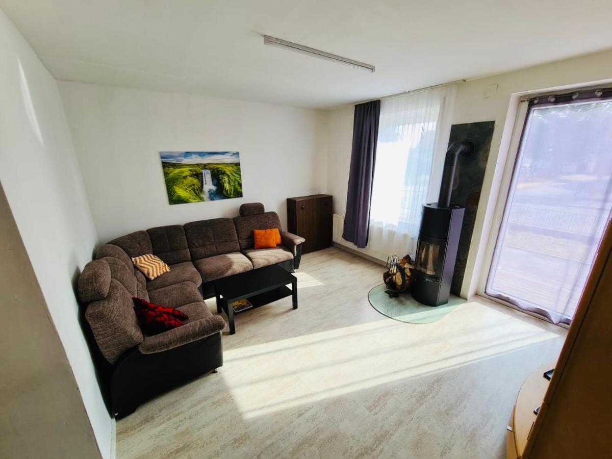 Grossartige 3 Zimmer Ferienwohnung Mit Kamin Und Garten Fuer 1-6 Personen كاوفبويرن المظهر الخارجي الصورة
