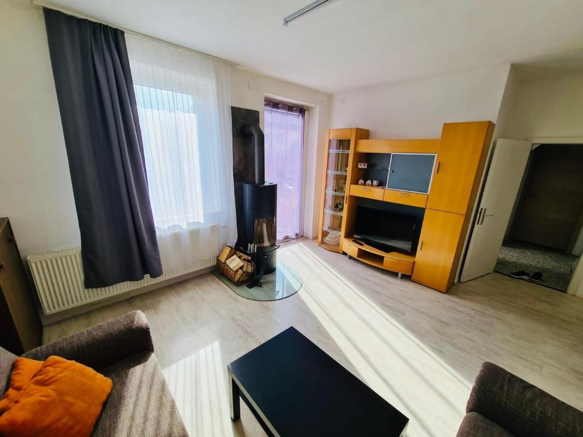Grossartige 3 Zimmer Ferienwohnung Mit Kamin Und Garten Fuer 1-6 Personen كاوفبويرن المظهر الخارجي الصورة